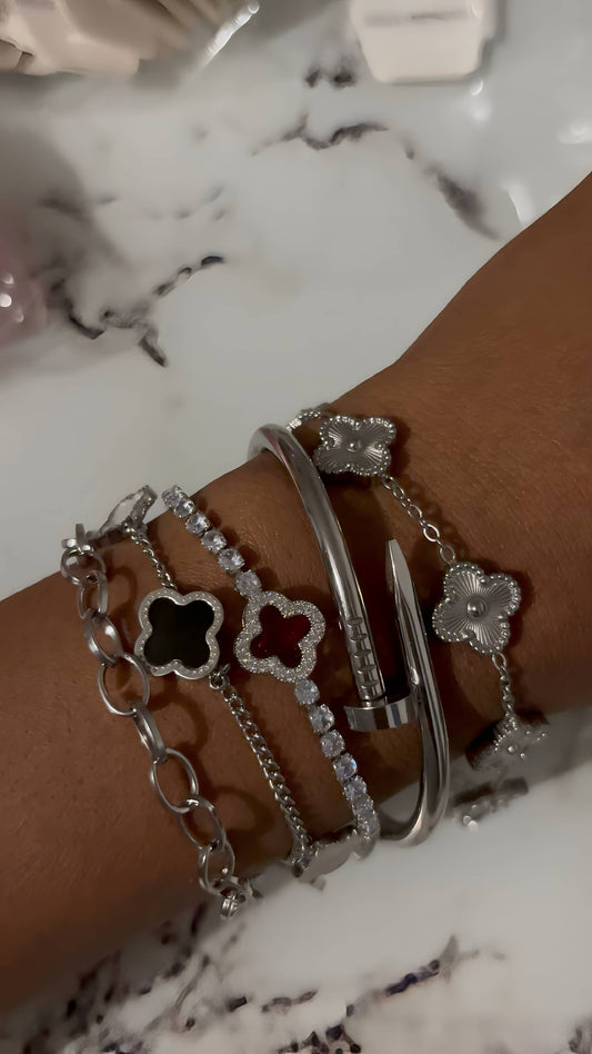 Lot argenté de bracelets en acier inoxydable