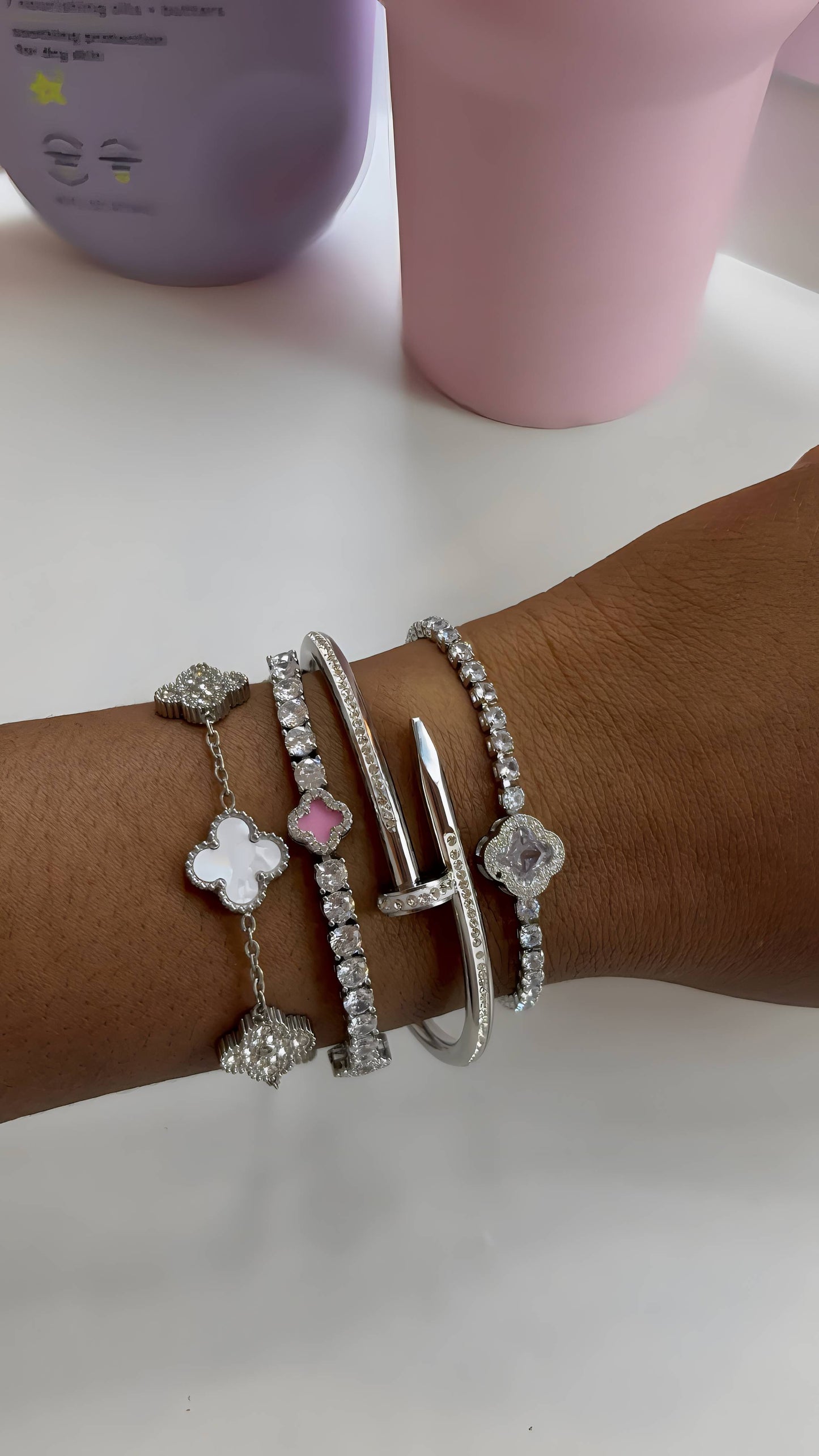 Lot argenté de bracelets en acier inoxydable