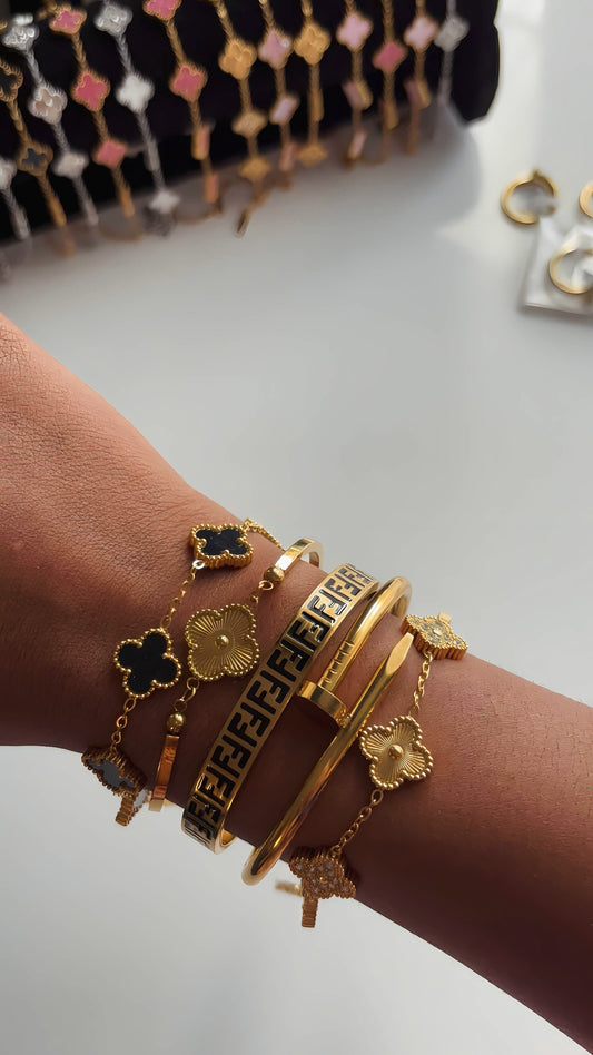 Lot de bracelets en acier inoxydable